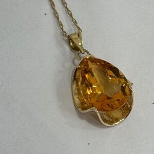 Vintage Citrine and 14K gold pendant and chain